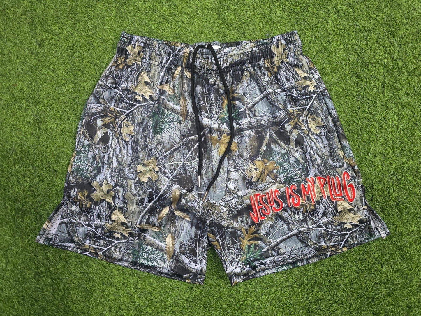 Kingdom Camo Shorts (Red)